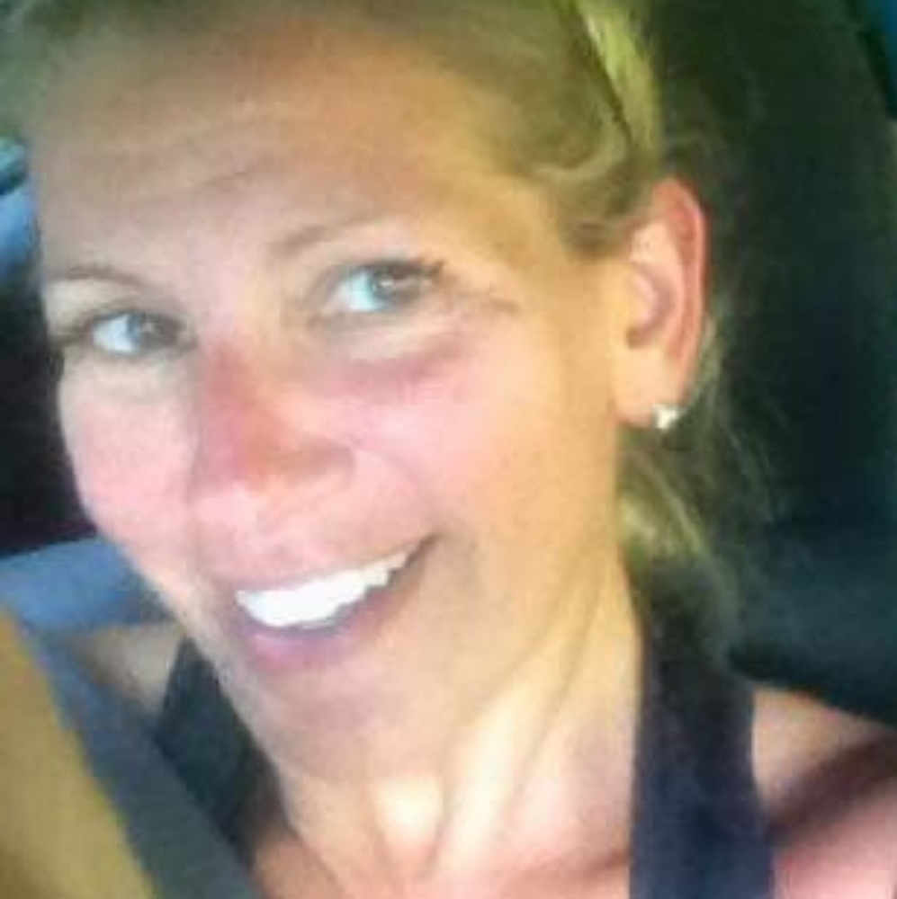 Meet your Posher, Deanna - Picture 2 of 2